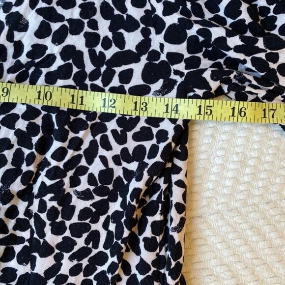 H & M Black & White Leopard Print Short Sleeve Button Down Dress Size S - Picture 8 of 8